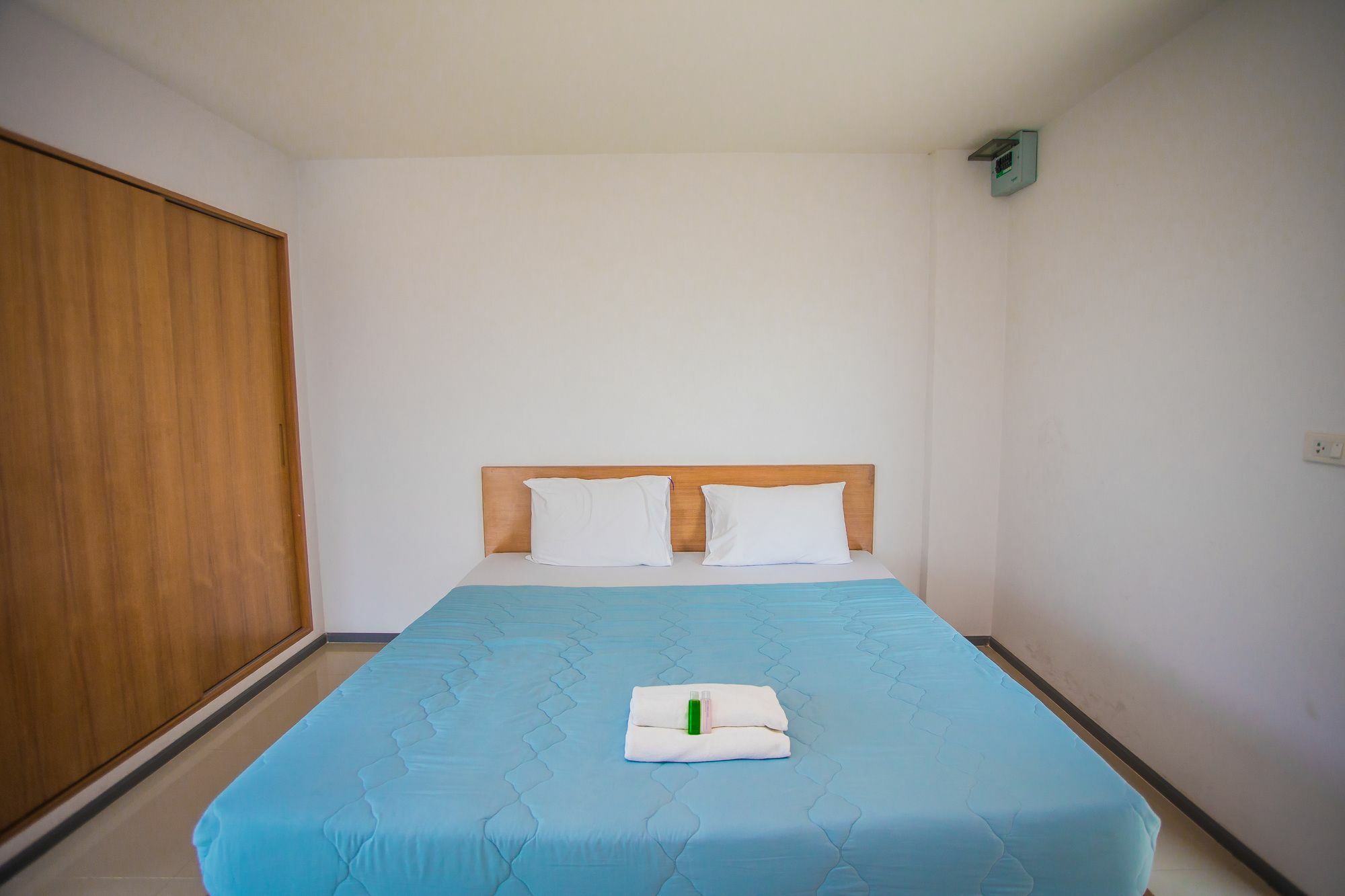 Promsook Apartment Чонбурі Екстер'єр фото