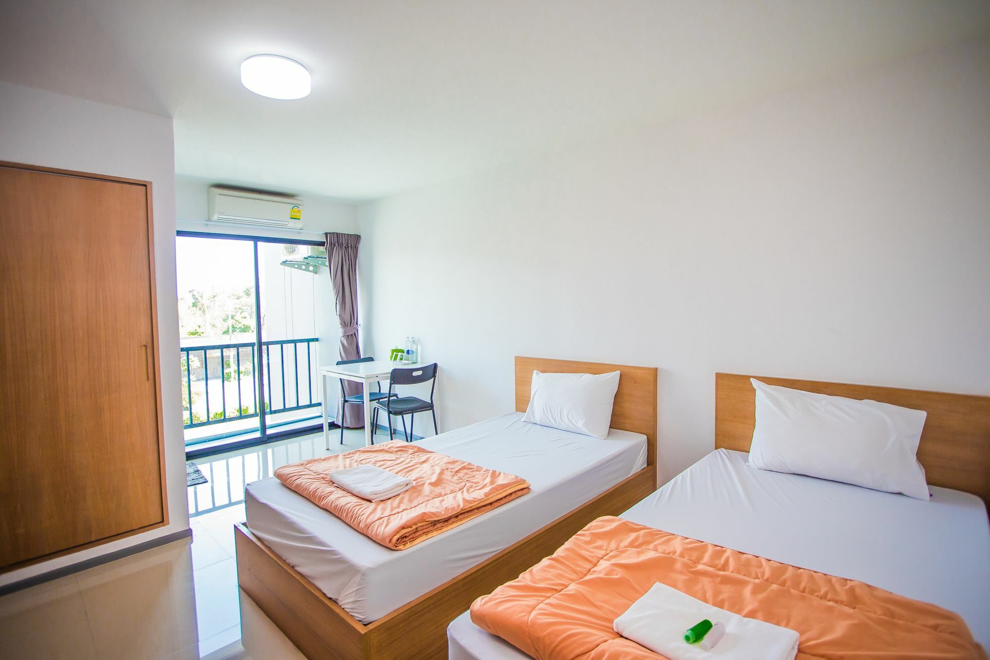 Promsook Apartment Чонбурі Екстер'єр фото