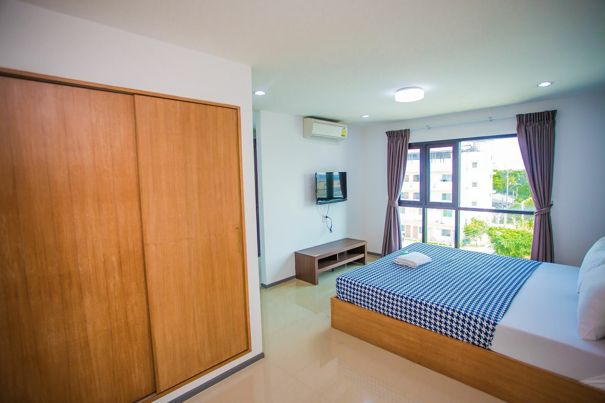 Promsook Apartment Чонбурі Екстер'єр фото