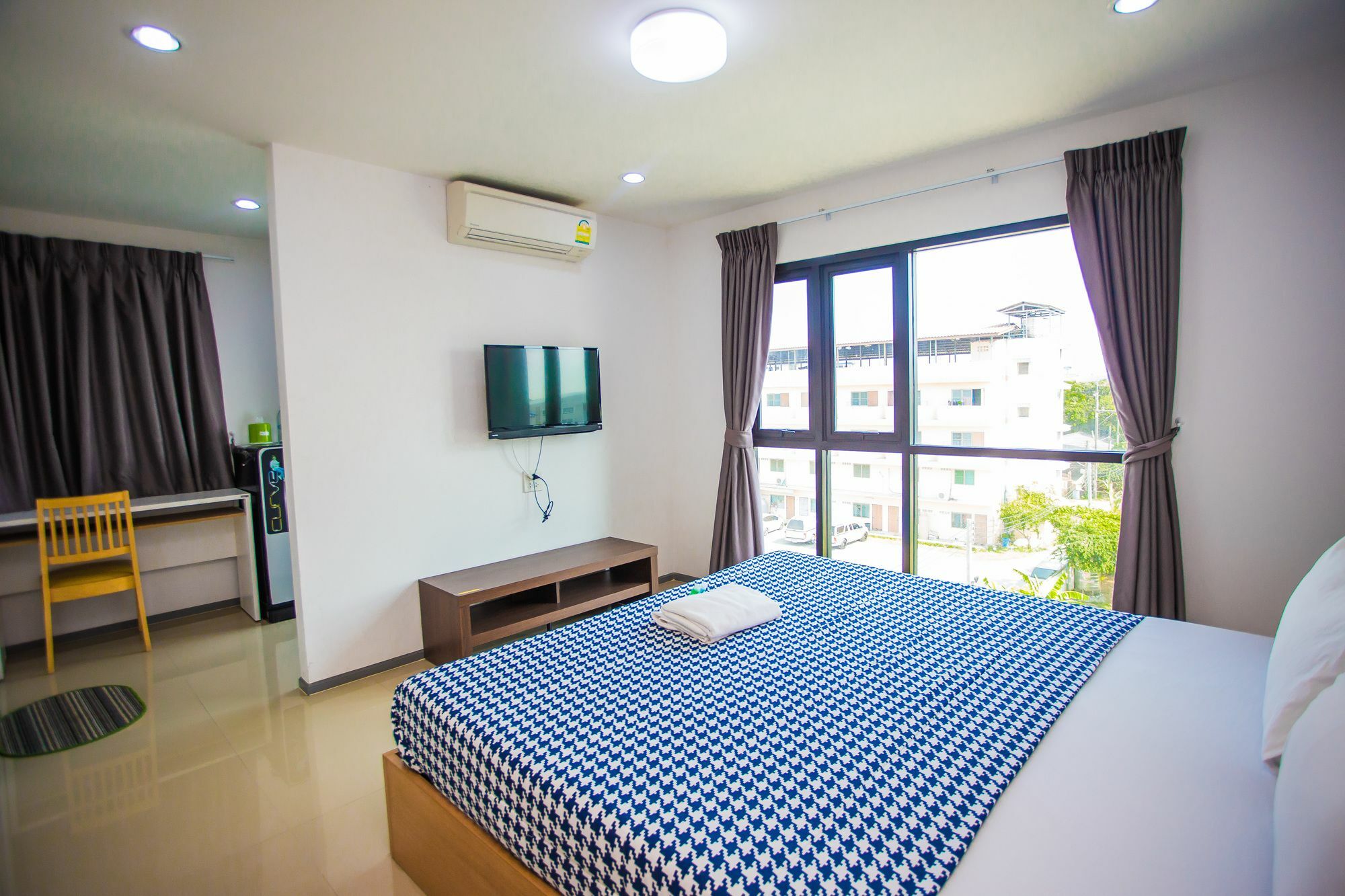 Promsook Apartment Чонбурі Екстер'єр фото