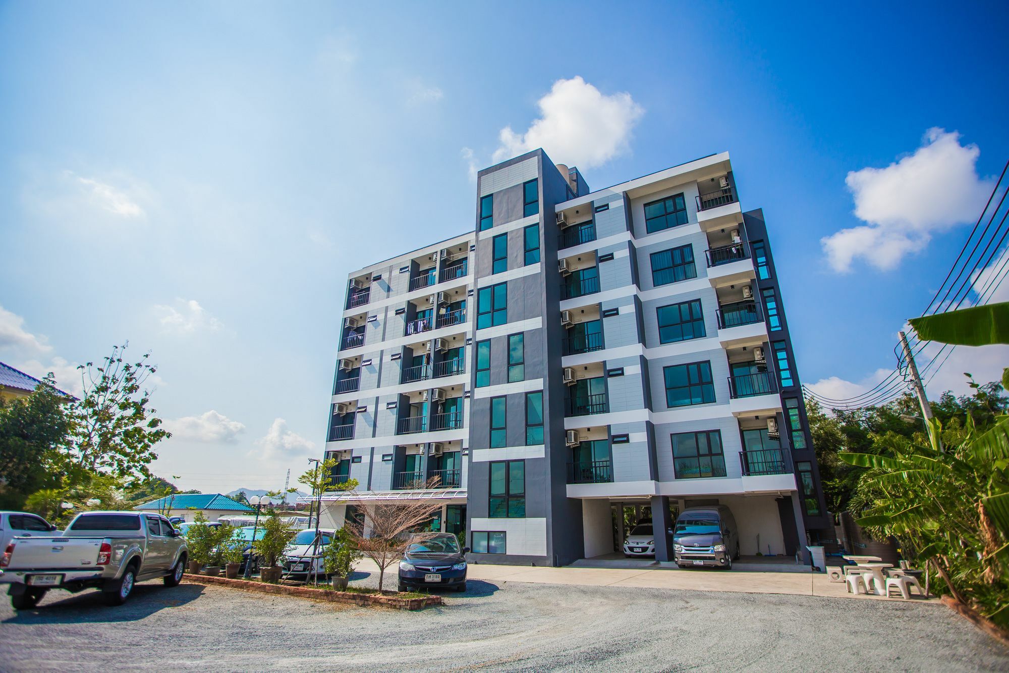 Promsook Apartment Чонбурі Екстер'єр фото