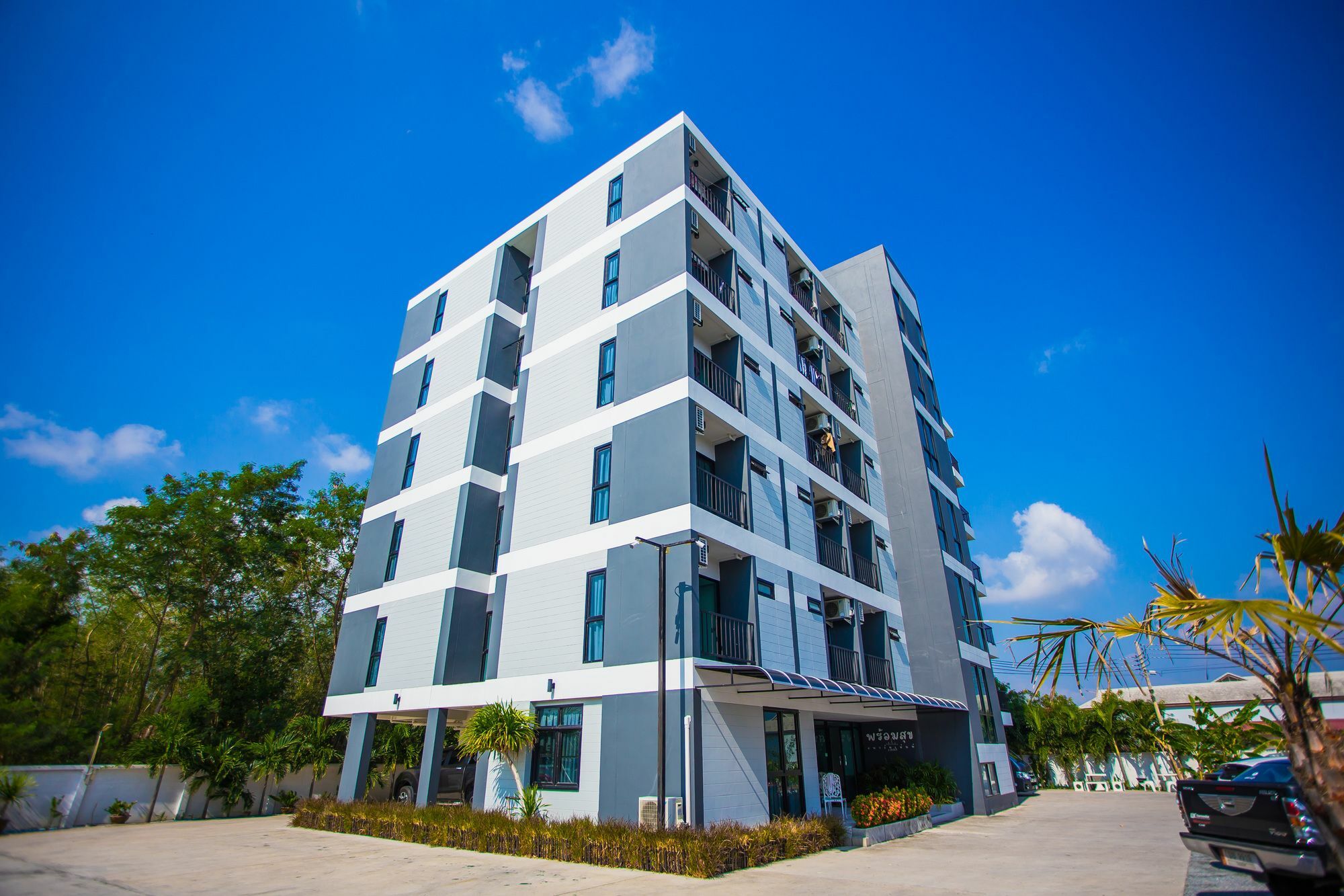 Promsook Apartment Чонбурі Екстер'єр фото