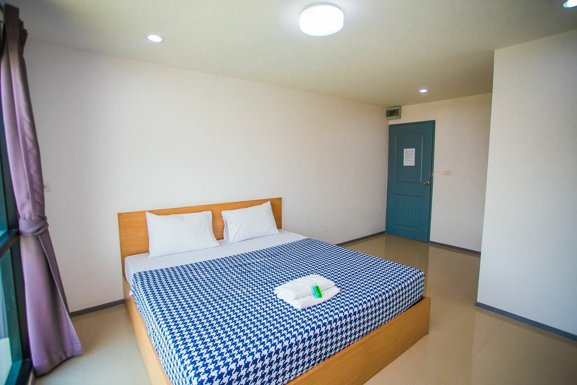 Promsook Apartment Чонбурі Екстер'єр фото
