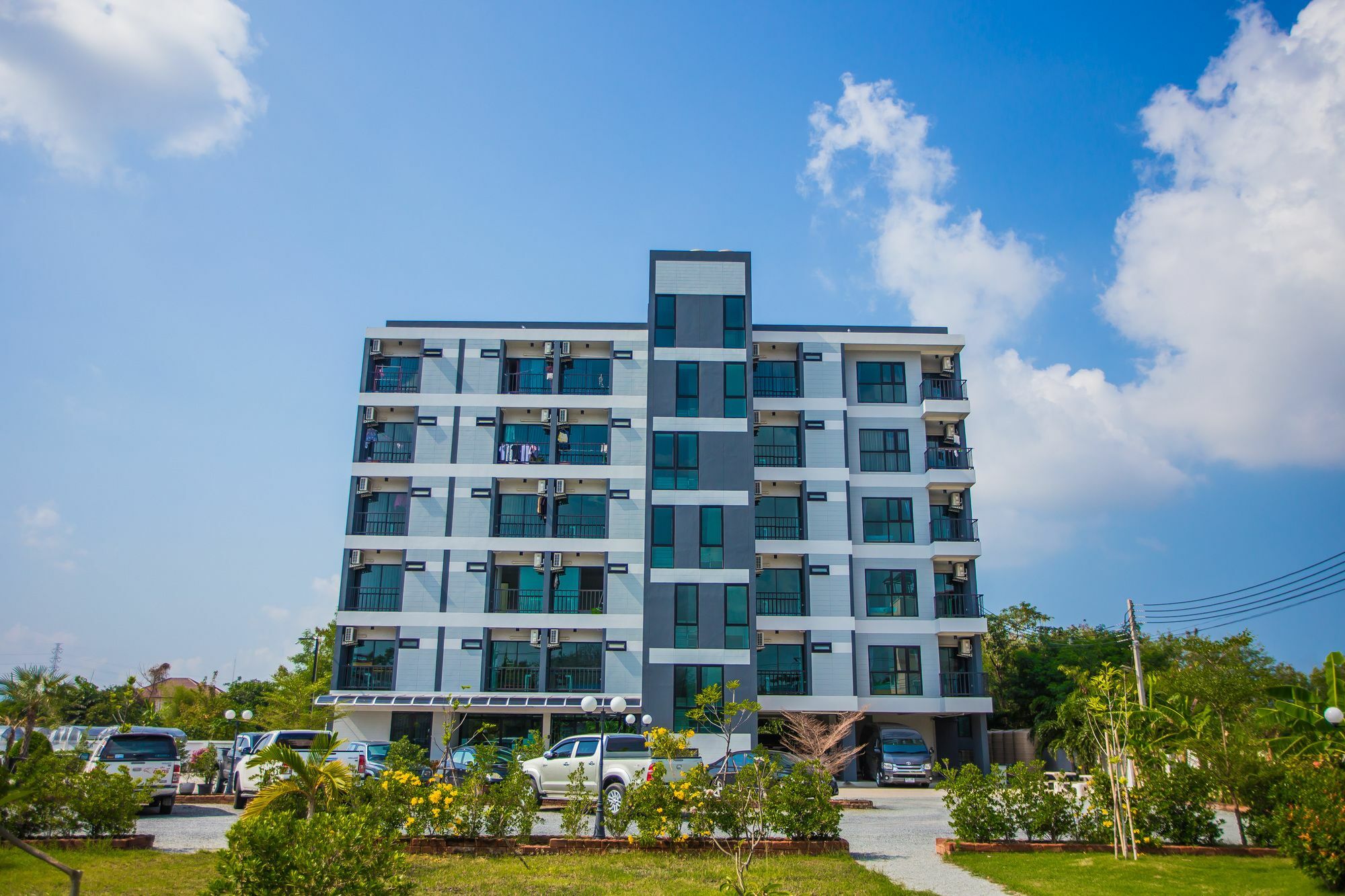 Promsook Apartment Чонбурі Екстер'єр фото